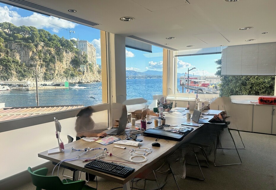 FONTVIEILLE - BUREAU 290 M² A LOUER